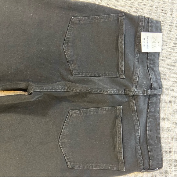 NWT new Zara High Rise Crop Flare Black Jeans Raw hem cropped Size 12 - Picture 13 of 15